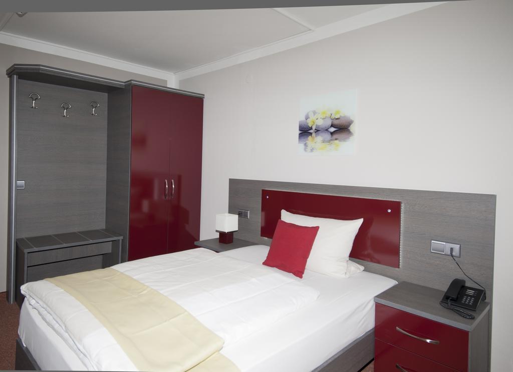 Waldhotel Sindelfingen Am Eichholz 객실 사진
